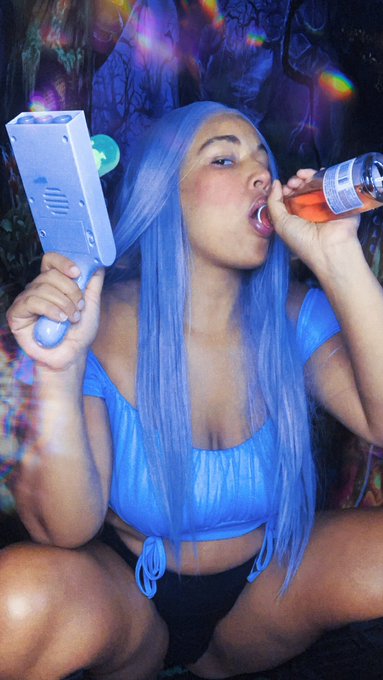 Let's get shwifty #RickandMorty #RickSanchez #picklerick https://t.co/QprfrchLuV<a href="/tag/rickandmorty"class="tags">#RickandMorty</a><a href="/tag/ricksanchez"class="tags">#RickSanchez</a><a href="/tag/picklerick"class="tags">#picklerick</a>