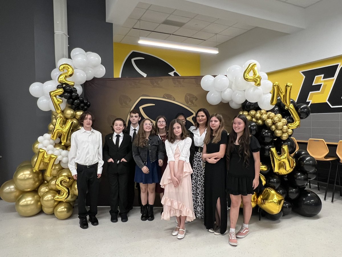 FHMS_NJHS's tweet photo. 2023-2024 NJHS induction welcomes 35 new members! 🤩🥳 @Fossil_Hill @KellerISD @thehillrm409 @namicha23 https://t.co/ToNYeNt44n