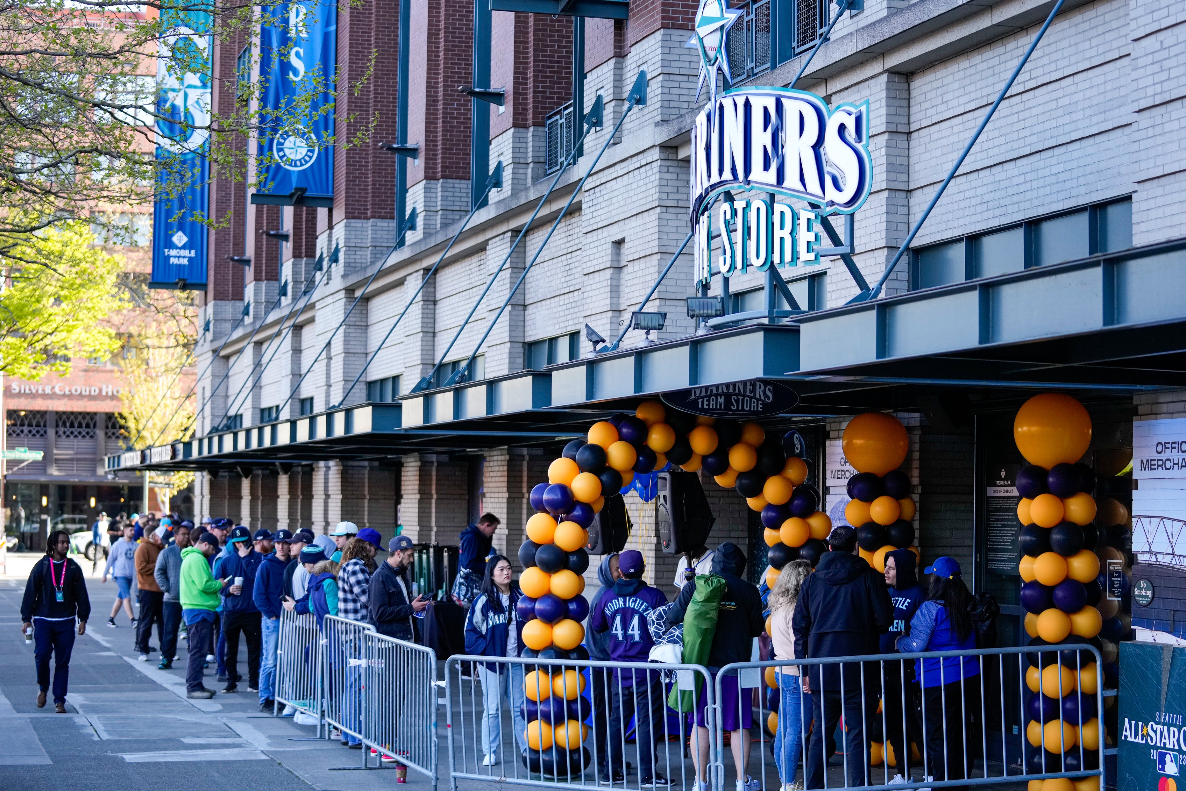 Mariners Team Store (MarinersStore) / Twitter