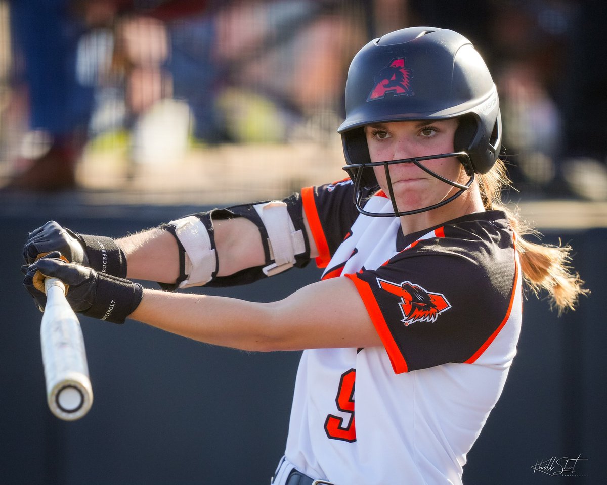 khill_shot's tweet photo. Captured a few frames of the @LadycatSoftbal1 win over Trimble Tech.  Free downloads at 

https://t.co/g0Tt6RyhMP

@AledoAthletics 
@AledoISD https://t.co/7AJ9s4i3oz