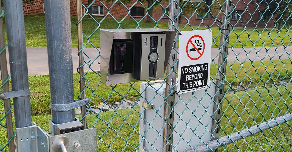 Aiphonecorp's tweet image. In order to access this gated property, visitors use our IP video call station to be identified before the operators unlock their gate. Check out more features of our IX-EA.

bit.ly/3TVRPp5

#IPVideoIntercom #GateIntercom #EntrySecurity #SeeTalkUnlock #AiphoneCorp