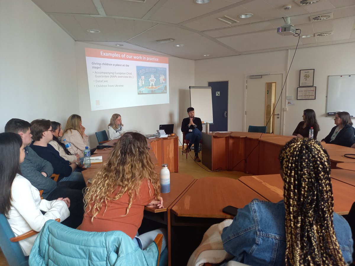 Many thanks to @Eurochild_org, @KeeranOD for hosting our @UNESCO_CFRC @GalwaySocAndPol MA students in their offices in Brussels this week. Inspired to learn more about their work championing children's rights within the EU #brusselsfieldtrip #MAchildyouthcommunity