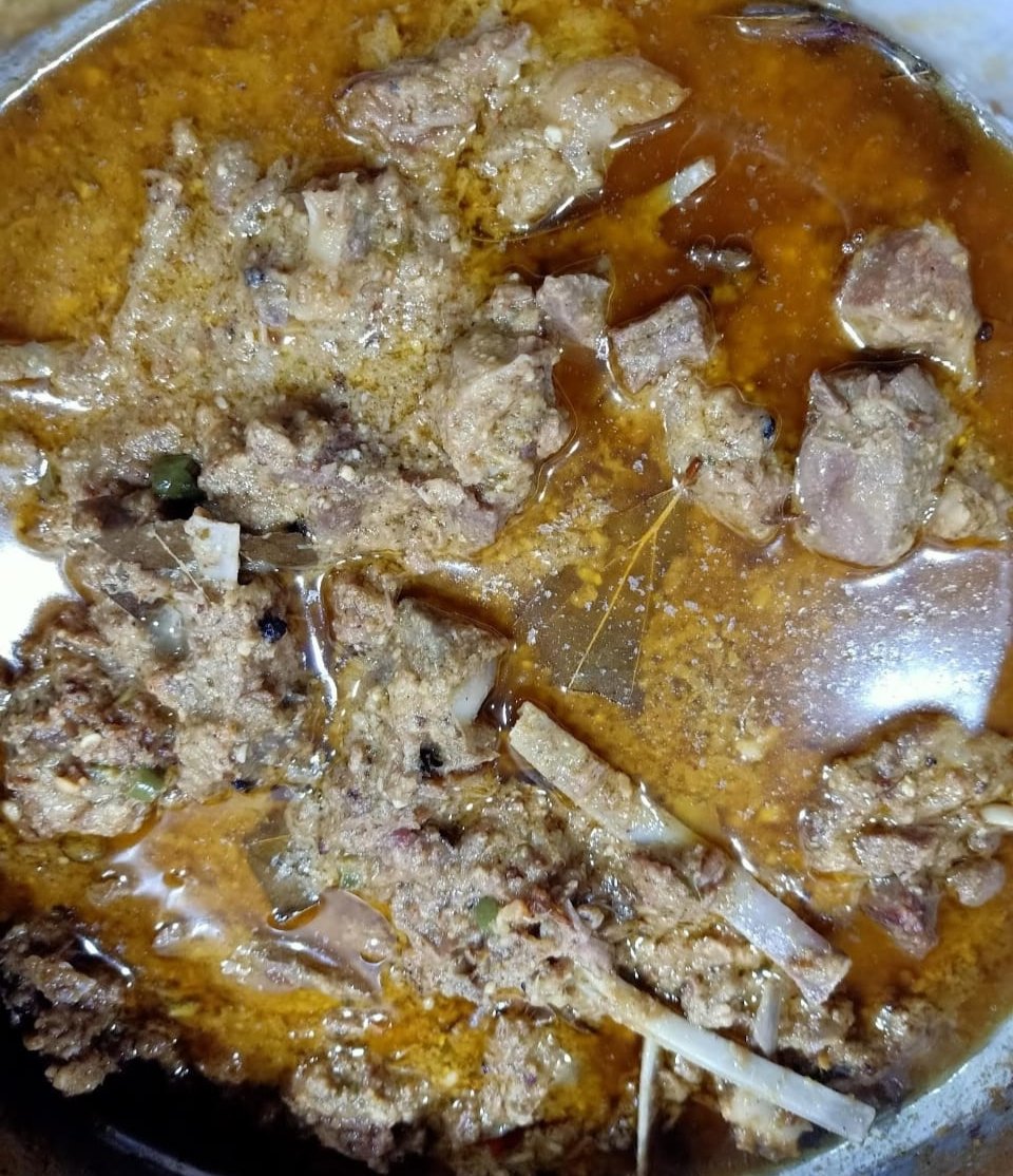 yapragun's tweet photo. #WhiteMutton #FridaySpecial ๐๐
#dinner
#Gyaanis keep away from my TL! ๐๐ https://t.co/YVZQdFYSDc