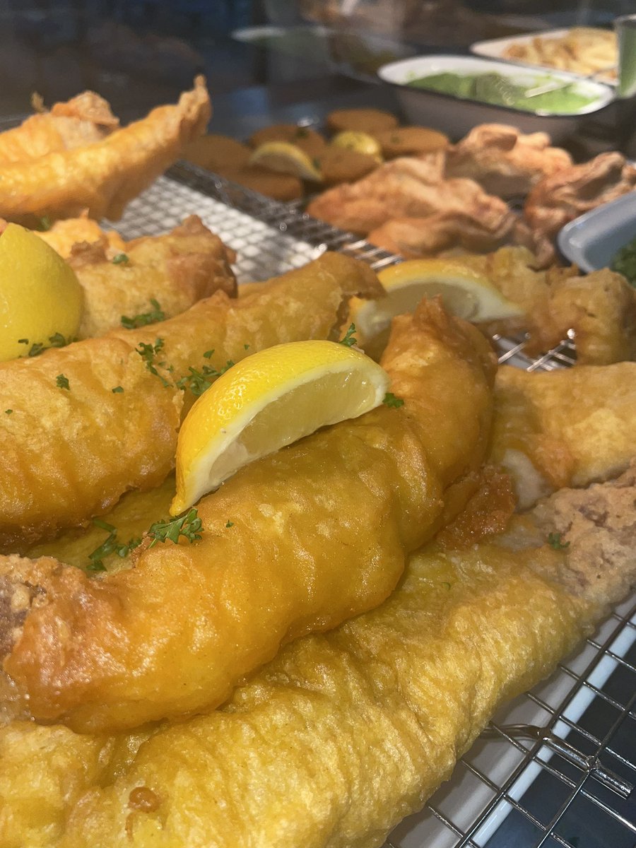 ColinPort1's tweet photo. Fish and Chip Friday went down a storm today.
Hope no one missed out on the golden fillets ๐@McrAcademy @UltCaterlink #lovefridays #caterlink #mrcolinsrecipes #lovefish ๐ฅฐ๐๐๐ป๐๐ป๐๐ป๐๐คฉ https://t.co/M1VCSpQ2rP