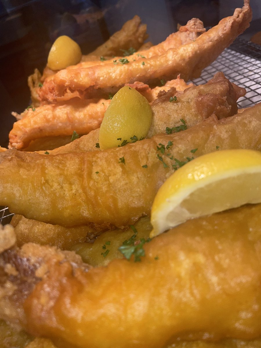 ColinPort1's tweet photo. Fish and Chip Friday went down a storm today.
Hope no one missed out on the golden fillets ๐@McrAcademy @UltCaterlink #lovefridays #caterlink #mrcolinsrecipes #lovefish ๐ฅฐ๐๐๐ป๐๐ป๐๐ป๐๐คฉ https://t.co/M1VCSpQ2rP