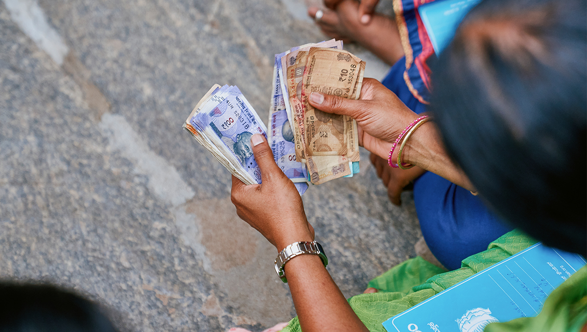 Water's tweet photo. Small, affordable loans offer families the ability to purchase lasting safe water and sanitation solutions, and every repaid loan empowers another family in need. On #PayItForwardDay help people in ways that last. Donate to @Water at https://t.co/SkPYD1Lr5L #standforkindness https://t.co/TN5pWzysPw