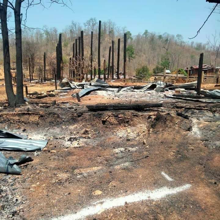 pyaephyo1015's tweet photo. Junta troops raided YaeYin village in Magway Region's Minhla township, which has 23 houses, at around 10 am on Apr 22, and burnt down 22 houses in the village.  #WarCrimesOfJunta #2023Apr28Coup #WhatsHappeningInMyanmar https://t.co/EMEqoDraKQ