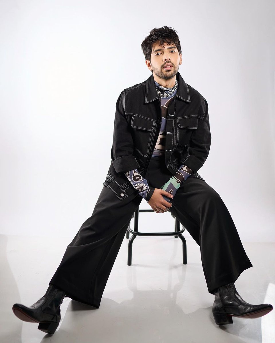 highletins's tweet photo. Global Star Armaan Malik is among the @gqindia's 35 Most Influential Young Indians list of ‘23. Congratulations young man 🥳

#Classic is the word for Armaan's outfit and style 👌

@ArmaanMalik22 #ArmaanMalik #GQIndia #Highletins #News #Viral #Trending https://t.co/fssARxo6xy