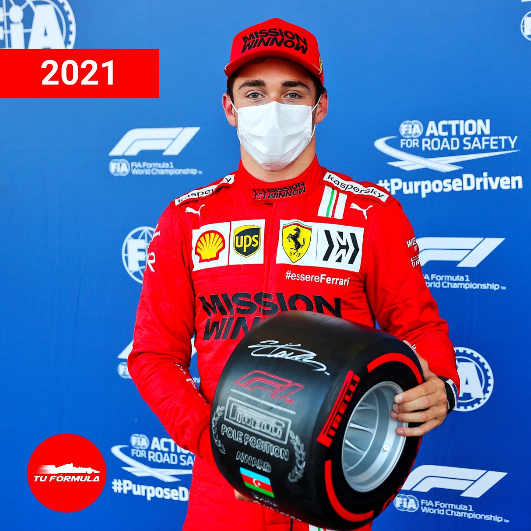 tuformula_1's tweet photo. Esta imagen se nos esta haciendo un hábito… 😳🏎️
Charles Leclerc por tercer año consecutivo consigue la primera posición en la clasificación de Bakú 🏎️🇦🇿
���
•
•
•
#ferrri #CharlesLeclerc #poleposition #f1 #formula1 #AzerbaijanGP #cavallinorampante #Leclerc https://t.co/YrbgKEcqQ8