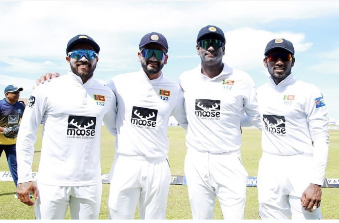 Angelo69Mathews's tweet image. Proud of this amazing team ⁦@IamDimuth⁩ ⁦@KusalMendis13⁩ ⁦@PrabathJayasur2⁩ #nishan #ramesh #asitha stood out in the series.Big thanks to the support staff and all Srilankan’s for turning up in numbers to support us. We keep striving ⁦@OfficialSLC⁩