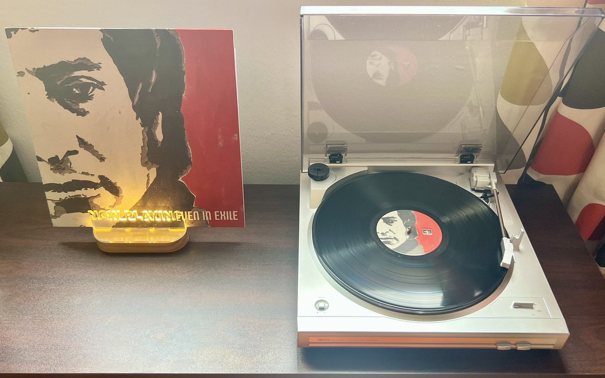 NYcheesy's tweet photo. #NowPlaying
‘Even in Exile’   2020
#JamesDeanBradfield 

His 2nd solo album was a concept album about the life &amp; death of #VictorJara 🇨🇱 a Chilean political activist, teacher, poet &amp; singer songwriter. 
Lyrics were written by #PatrickJones, the brother of #NickyWire https://t.co/t8TRCaw1HI