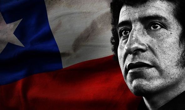 NYcheesy's tweet photo. #NowPlaying
‘Even in Exile’   2020
#JamesDeanBradfield 

His 2nd solo album was a concept album about the life &amp; death of #VictorJara 🇨🇱 a Chilean political activist, teacher, poet &amp; singer songwriter. 
Lyrics were written by #PatrickJones, the brother of #NickyWire https://t.co/t8TRCaw1HI