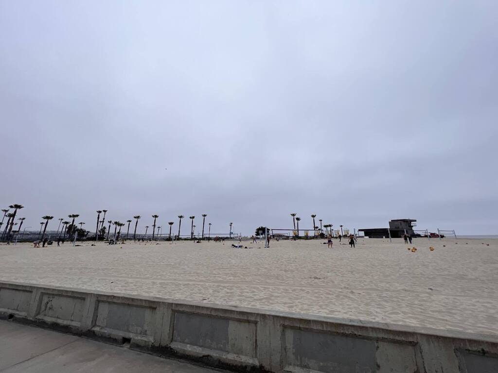 ZuoraGeek's tweet photo. Out for a morning stroll in San Diego before my conference starts https://t.co/CM18oAqiVu https://t.co/rKKvpk7Mum