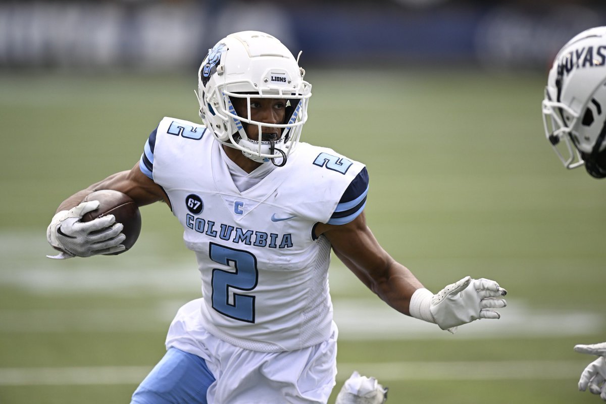_1MalachiD's tweet photo. Blessed to receive a D1 offer from Columbia University!🔵⚪️@CoachStoNGo @Excelspeed12 @CoachDrico @ApopkaFootball @Andrew_Ivins @RyanWrightRNG @larryblustein https://t.co/L75iMA455p