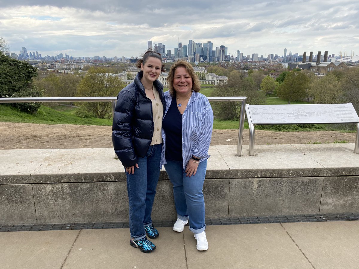 j_varriano's tweet photo. Only reason we extended our trip to end in London. Spending the weekend with my niece, who is doing her masters here in Greenwich . โค๏ธ#royalobservatorygreenwich #homeofthemeridianline #viewofLondon #goodfunwithgoodpeople #travellingsisters #retirementfun https://t.co/8HUyolWxqr