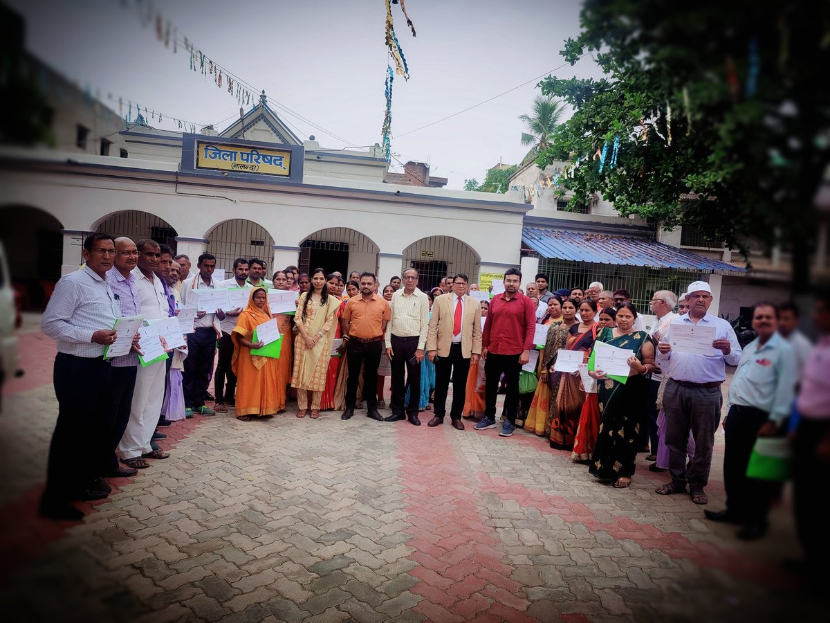 imNavKP's tweet photo. - Two days non-residential training of Gram Kachahari representatives  going on using RGSA Fund (231 Gram Kachaharis).

- Making them aware about their rights/duties/powers, so that mutual disputes occurring in the village can be resolved at the village level itself.
@dmnalanda https://t.co/HPF5nqlxWe