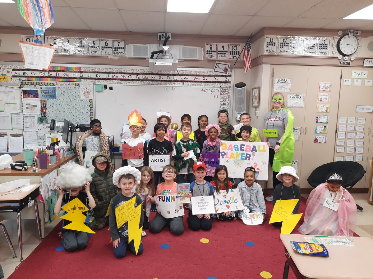 MrsChristmanFV's tweet photo. 2023 Vocab Parade was a blast! https://t.co/d3Y3IvAZoh