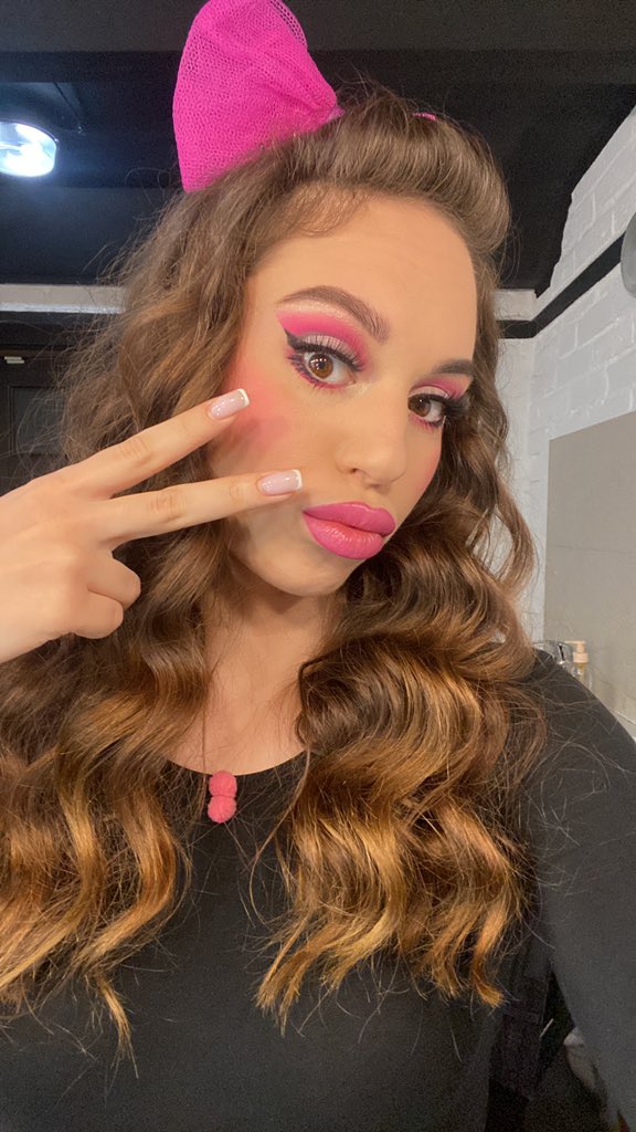 Лёгкий дневной нюд или «обожаю играть детские спектакли»