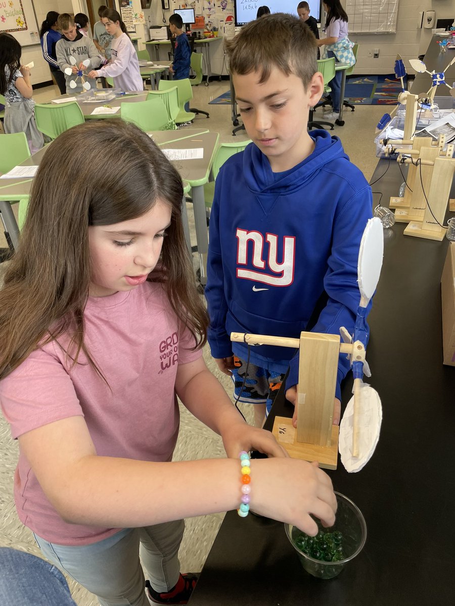 Yansick205 tweet media