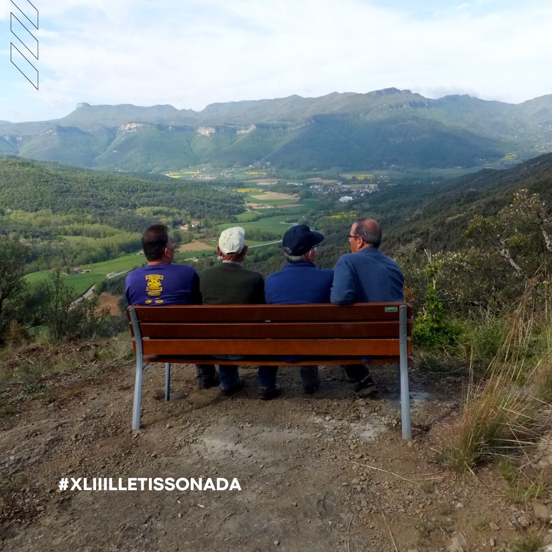 GECA_84's tweet photo. Quines vistes tindrem des d'aquest banc a la XLIII Lletissonada! 👣😍 Queden només 11 dies! 

Encara tens temps d'apuntar-te a la XLIII edició. Mantenim obertes les inscripcions uns dies més a la nostra web! 📝 🙌 

#XLIIIlletissonada #lletissonada #valldenbas #marxapopular https://t.co/mXYibBH7CK