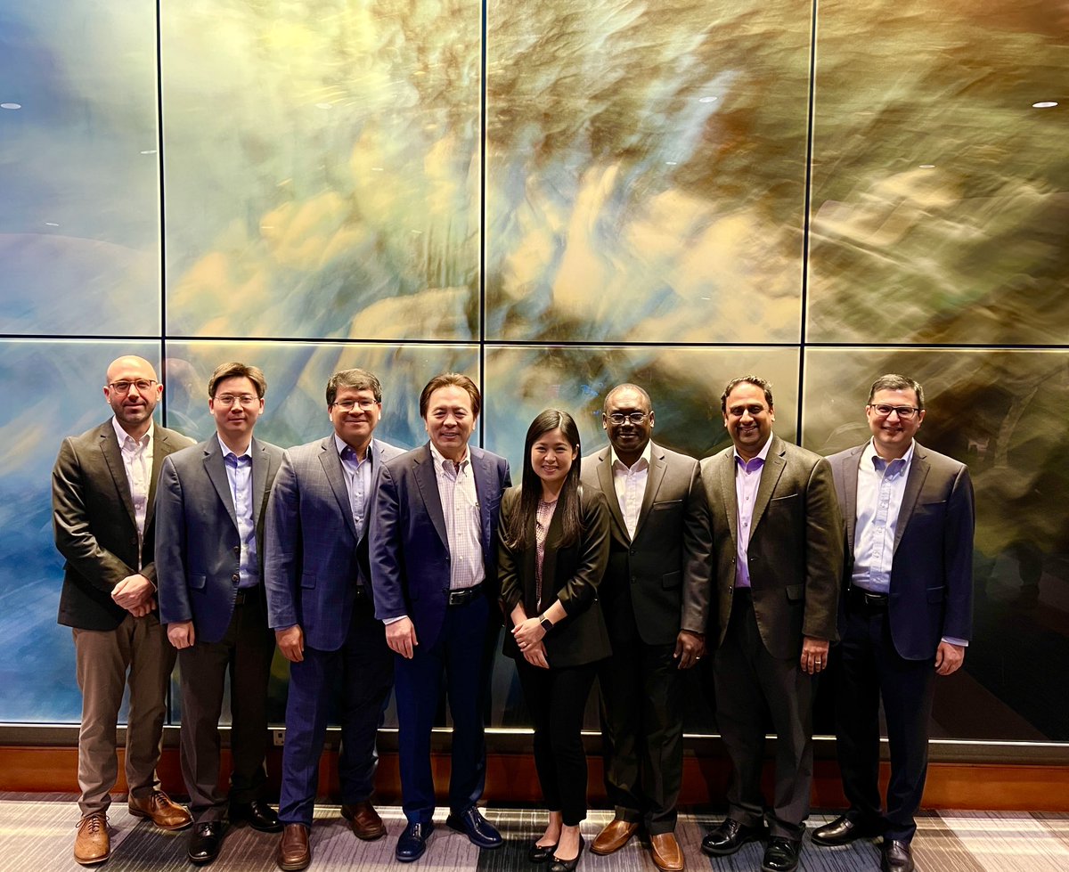 michaelwangmd's tweet photo. Great meeting on CAR T cell therapies with lymphoma experts!
⁦@JulioChavezMD⁩ ⁦@christinaleemd⁩ ⁦@PeterRiedel7⁩ ⁦⁦⁦@UF_IFS⁩ ⁦@UncleToba⁩ ⁦@niravshah112⁩ https://t.co/hbTukBK4UM
