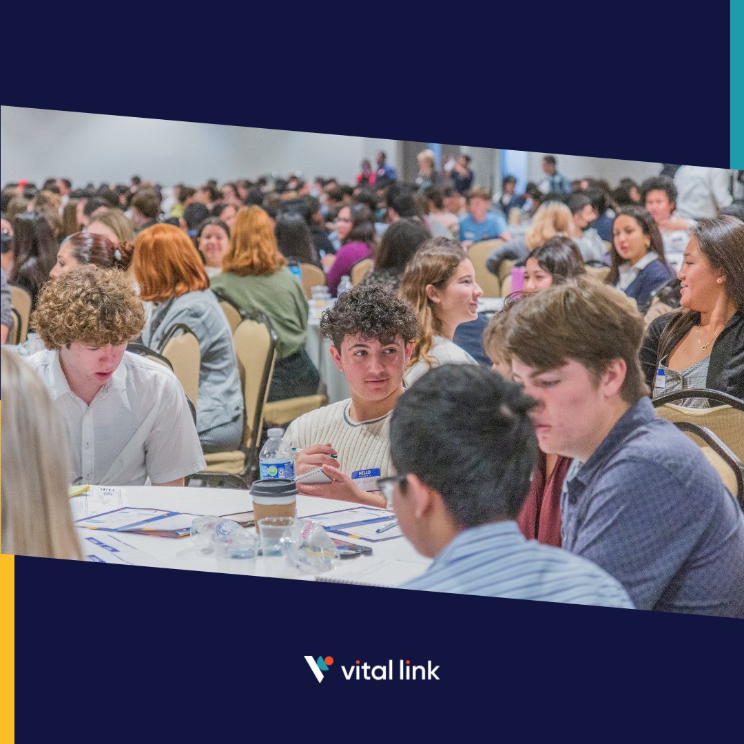 VitalLink_CA's tweet photo. It's National Student Leadership Week! Today we want to highlight some students who visited one of our student leadership events. 🎓

Visit our website to learn how you can help students discover their passion: https://t.co/0BGSvotOET

#vitallink #students #careers https://t.co/RasQTo7OKH