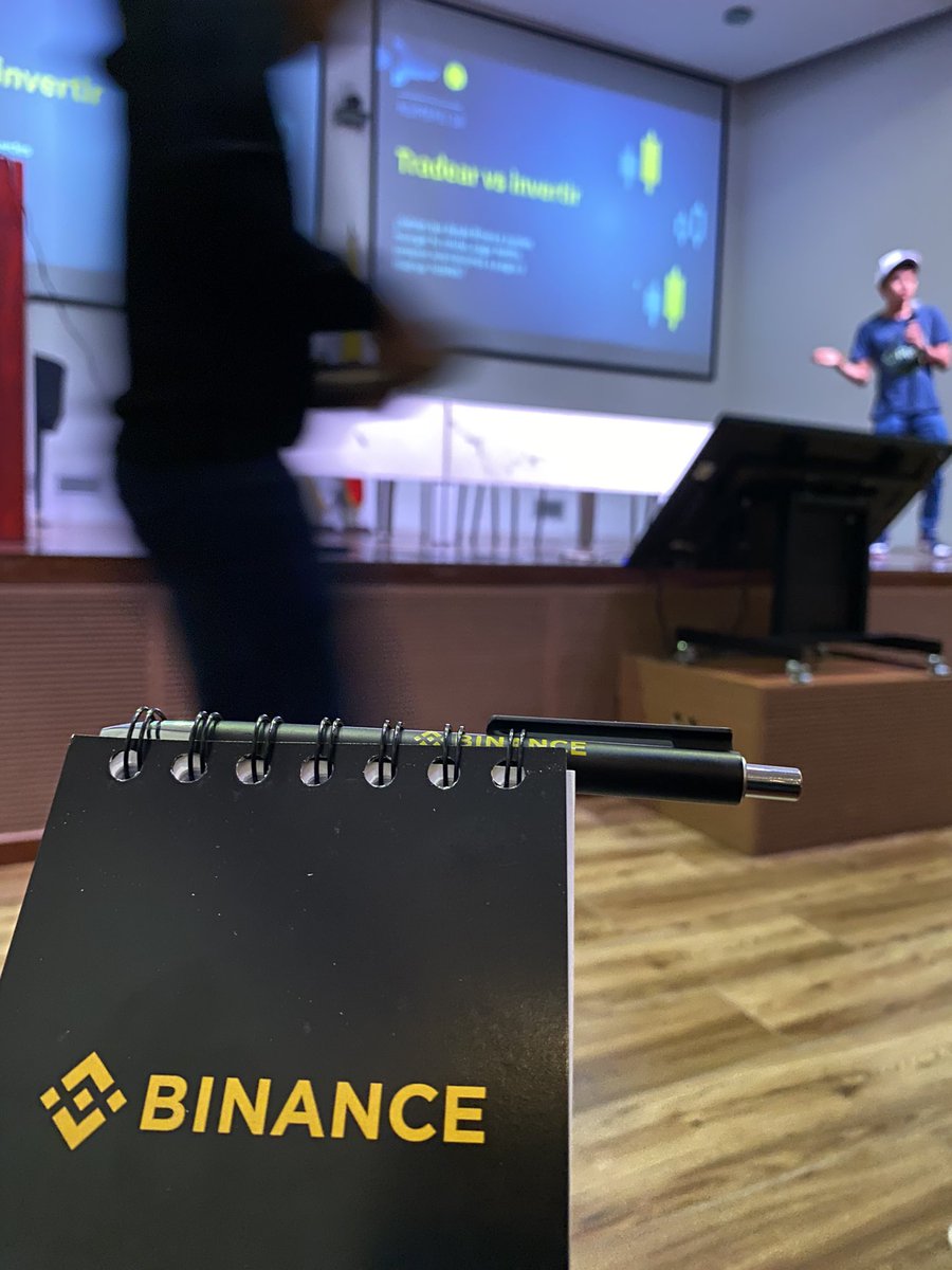 scguaquetam's tweet image. Qué gusto haber pasado un rato con este par de cracks @ocandocrypto y @JoelEsDar en el espacio de los amigos de @turingbox_ @Binance_COL @platzi @diffieteam
#Web3Builder 💪🏽💪🏽💪🏽