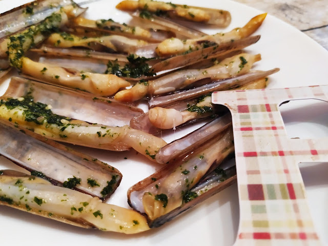 BegoGranada's tweet photo. Navajas a la plancha - Happy Chef Aigostar https://t.co/VJzuw6w5qe https://t.co/W7EQgVR2NI