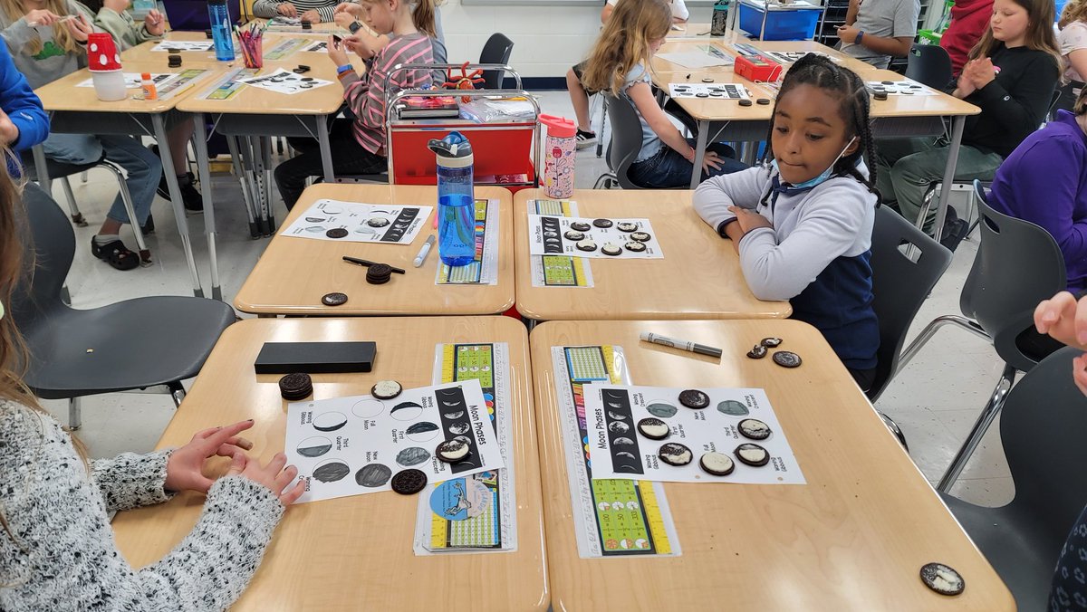 Miss Resch tweet media