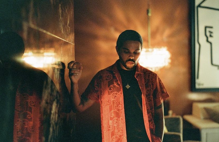 hourly weeknd ✩ tweet media