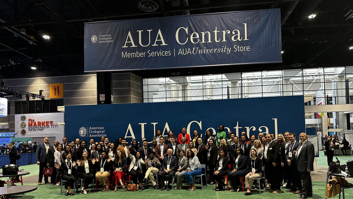 DrDenise_'s tweet photo. My heart was full this morning as the D and I Committee of @AmerUrological launched the first ever Career Day, FUTURE!! 🥰So thankful to all the amazing mentors and the mentees, urology hopefuls. Thanks to @bsc_urology for support. More FUTURE to come!!#AUA23 https://t.co/QV4pH2oC4u