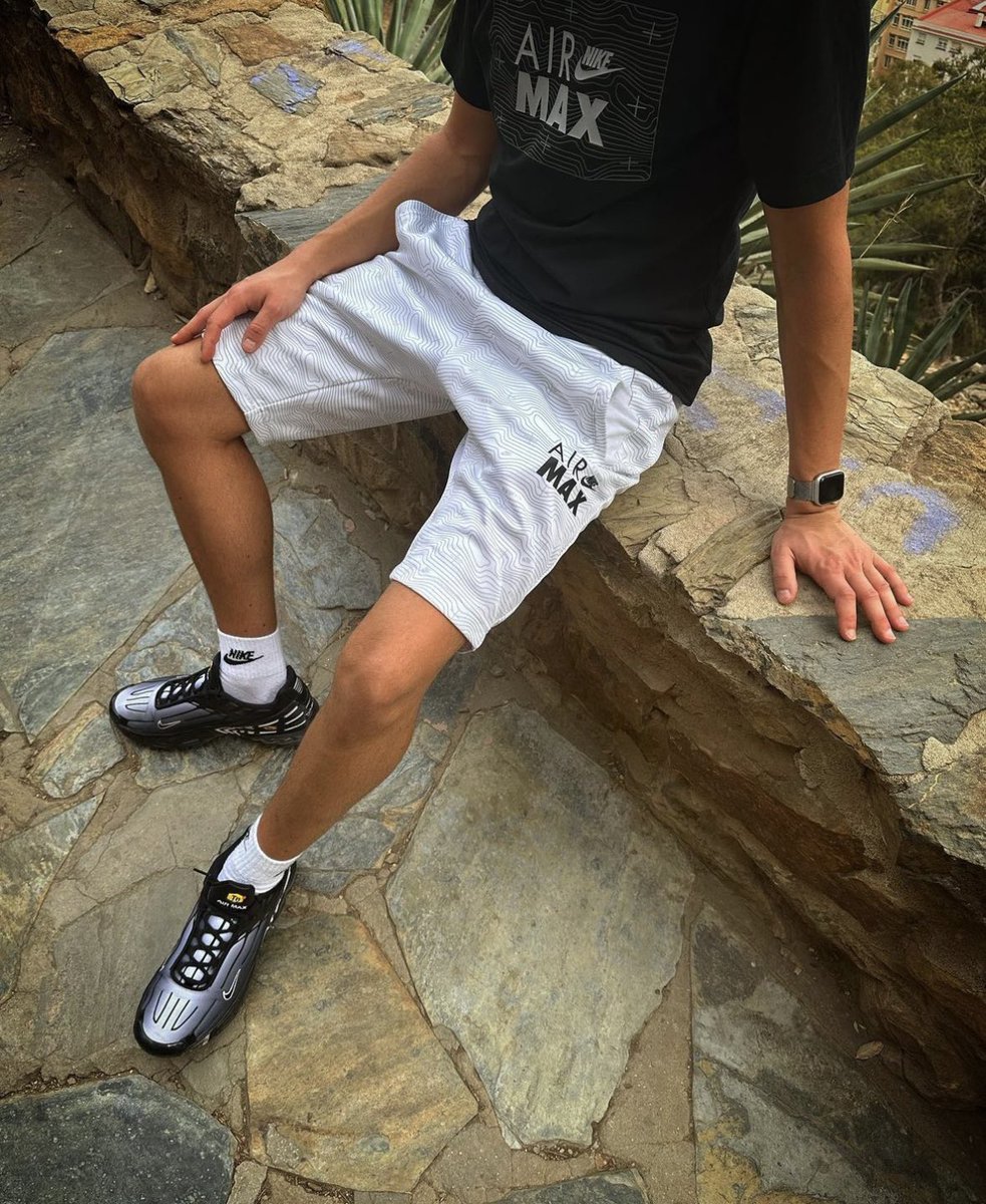 nikeberlin48's tweet photo. Fun trip 😏

#nike #niketn #tn #gayboy #youngboy #sneaker #socks #cum #twink #proll #sportswear #nikefetish #sneakerheads #haifischnikez #onlyfans https://t.co/y7VgloRR3S