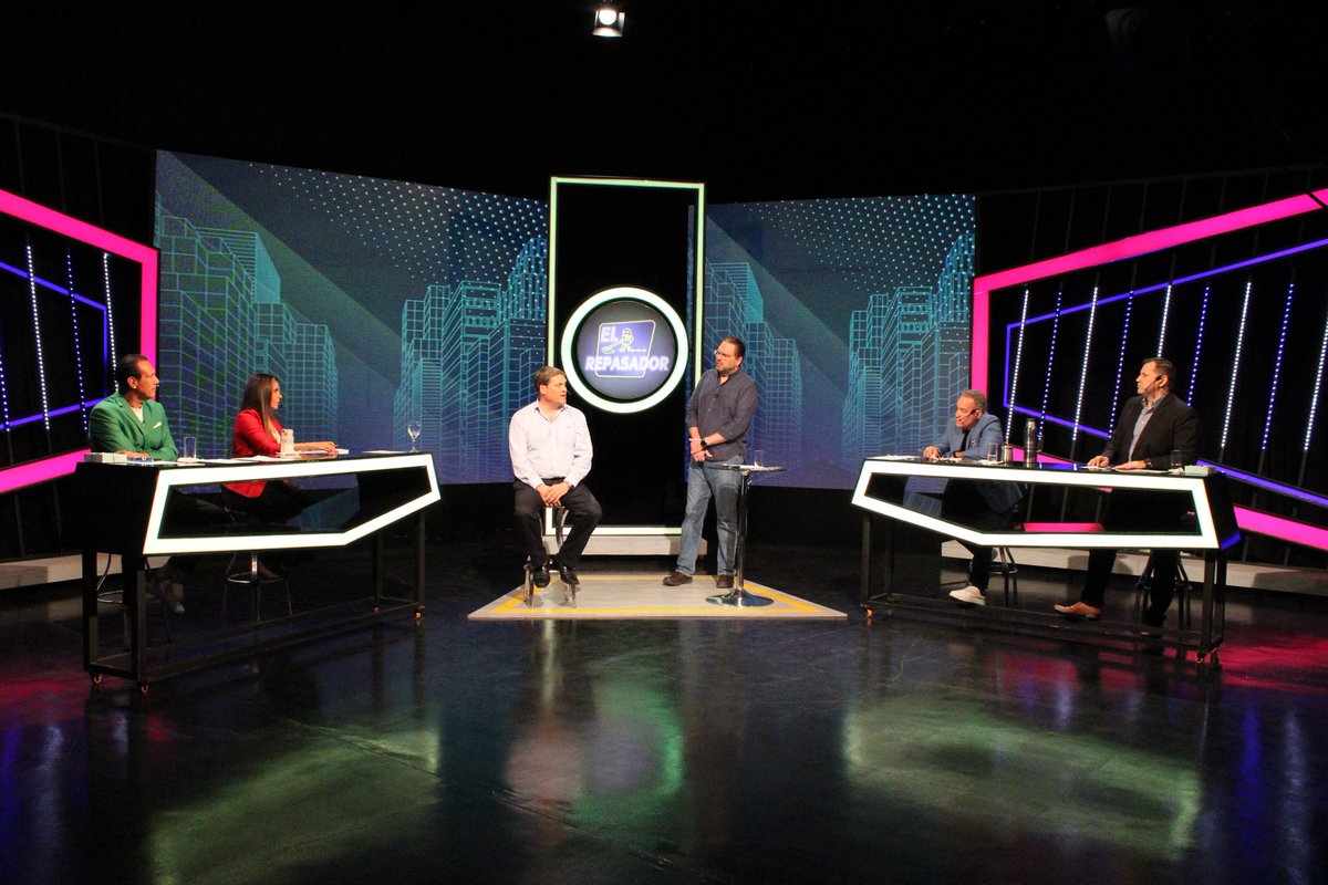Nataliciochase1's tweet photo. Agradezco la invitacion al programa @Elrepasador_PY para conversar sobre nuestras propuestas y sueños, ademas de temas de interes del Pais.
#ParaVolverACreerPy 🇵🇾 https://t.co/Pzgh04x03Z