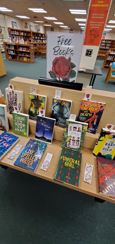 Celebrating Saint George's Day (a few days late)! In Barcelona, they have a massive celebration that involves giving books &amp; roses to those you love, with the saying "A rose is for love and a book is forever." 🌹 📖 Stop by this afternoon &amp; grab a free book to take home &amp; share!