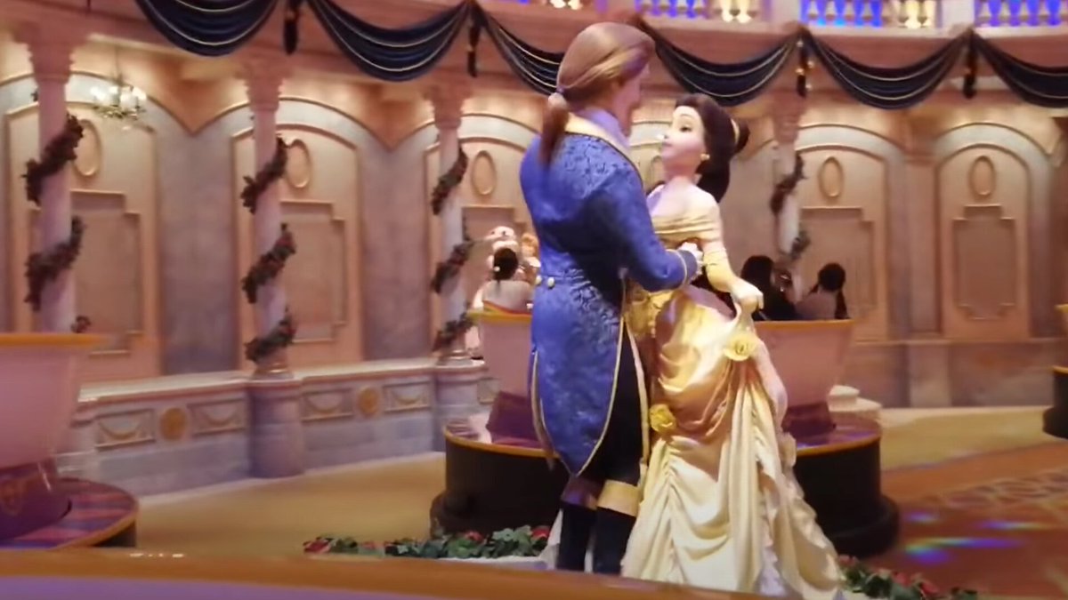 animatronicsotd's tweet photo. today's animatronic of the day is belle from tokyo disneyland! https://t.co/BEPlbchbB7