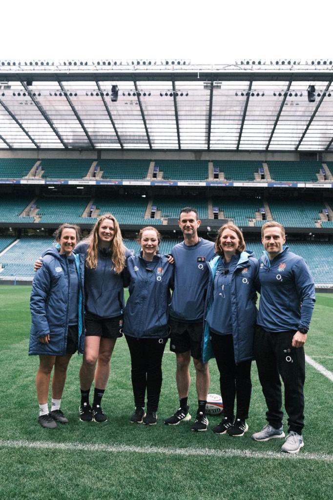 Emily Ross tweet media