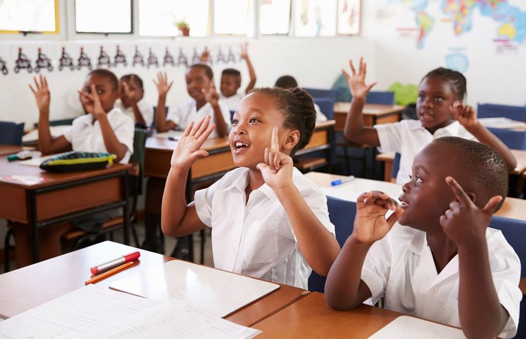 ConnaisAfrique's tweet photo. Les 10 pays ayant le meilleur système éducatif en Afrique :

1.Seychelles 🇸🇨
2.Tunisie 🇹🇳
3.Maurice 🇲🇺
4.Afrique du Sud 🇿🇦
5.Algérie 🇩🇿
6.Botswana 🇧🇼
7.Kenya 🇰🇪
8.Cap-Vert 🇨🇻
9.Égypte 🇪🇬
10.Namibie 🇳🇦

Source : https://t.co/LqNTxmpHel

Abonne-toi🙂

#Afrique https://t.co/J2UqTXQSVh