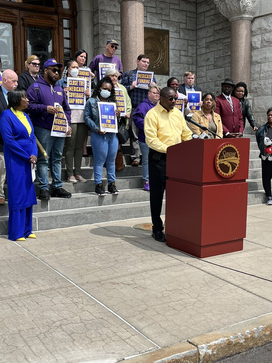 “A budget w/ anything less than a 10% increase for Medicaid doesn’t cut it. Hospitals & nursing homes will lose staff who we used to call our heroes. Where is the money for our heroes?” - Kevin Lockhart, @1199SEIU VP
#CloseTheMedicaidGap