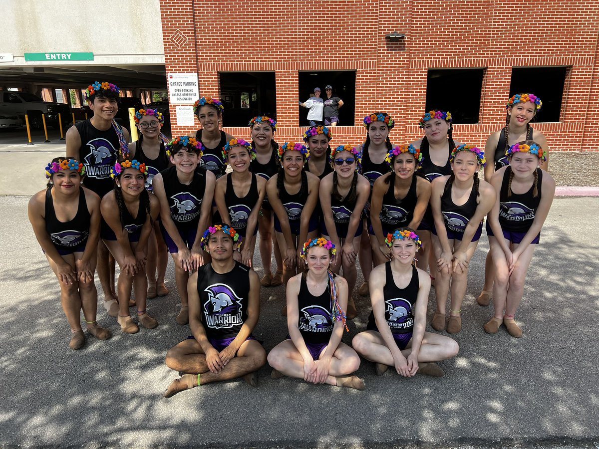 earlwarrenhscg's tweet image. Battle Of Flowers Day Parade 2023 💜

#battleofflowersparade #fiesta #colorguard