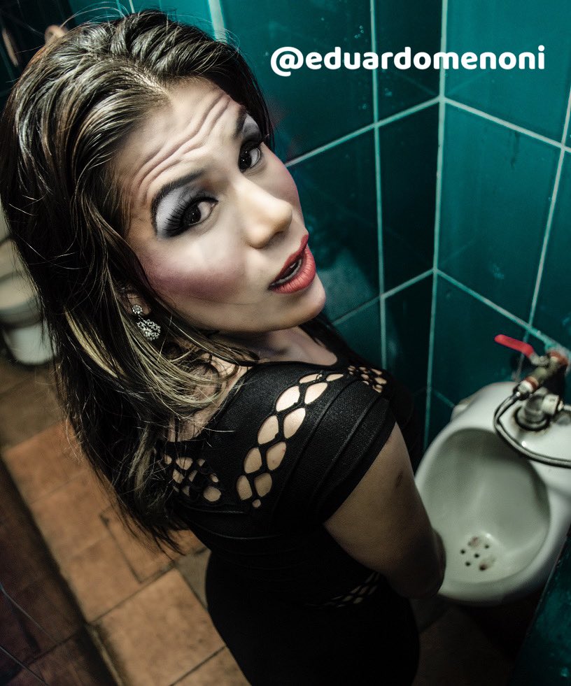 eduardomenoni's tweet photo. 🚨| ÚLTIMA HORA: Republicanos de Kansas prohíben a hombres usar baños de mujeres así sean "trans". Los republicanos defendieron la acción asegurando que protege la dignidad, la seguridad y la privacidad de las mujeres. ¿Apoyas esta medida? https://t.co/oVeshzxLqn
