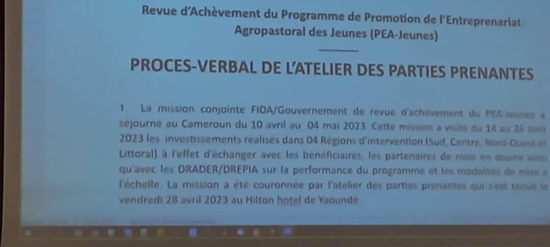 Restitution des travaux de groupes

Après la restitution des travaux en atelier par les différents groupes, le coordonnateur national du PEA-Jeunes, a fait la lecture du procès verbal des parties prenantes.
 #PeaJeunes #entrepreneurs #agropastorale