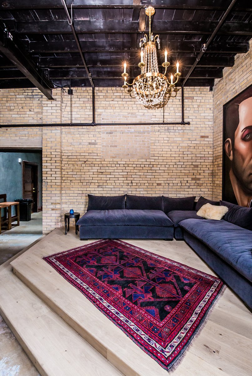 Item_5_LLC's tweet image. Remembering our stunning seating area project from 2016#luxuryconstruction #throwback #seatingarea #interiordesign #architecture #designproject
Photo by Casey Chapman Ross
l8r.it/dGsc