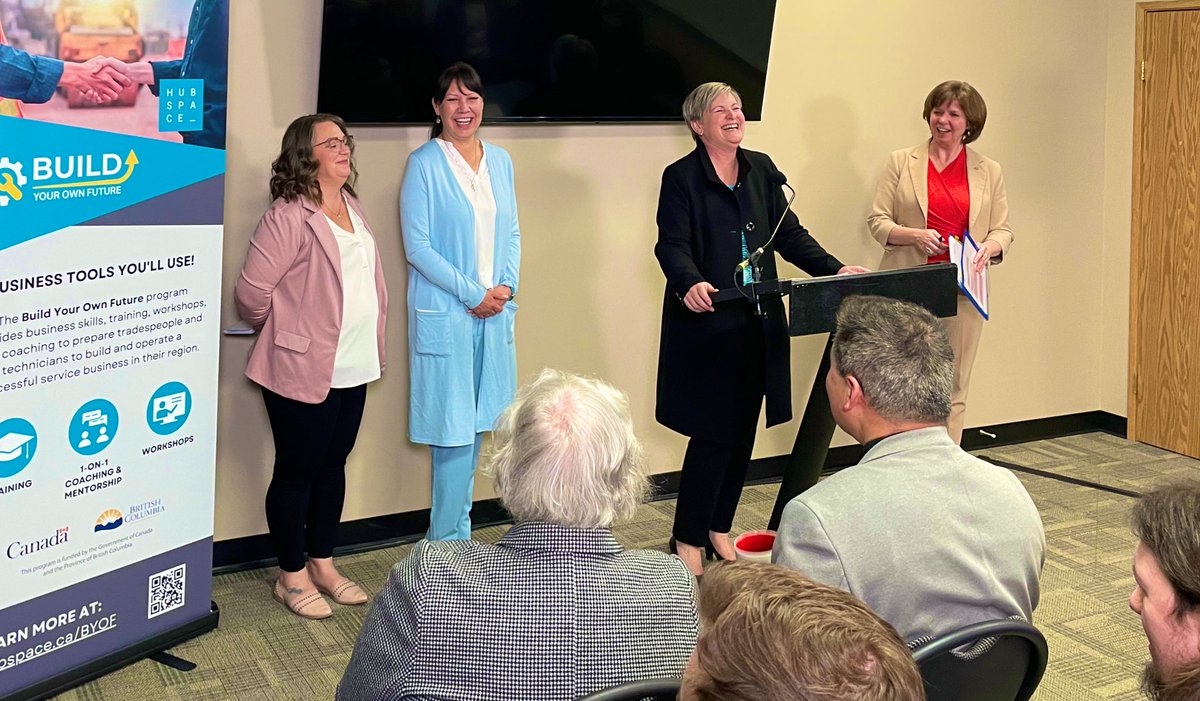 Sitting next to #CityofPG Cllr. @SusanScottPG and Mayor Yu as 4 strong women leaders announce Build Your Own Future, sponsored by BC/Canada. Well done @thehubspace on a program to support forest workers impacted by the downturn. $2.95 Mn for business training will go a long way.