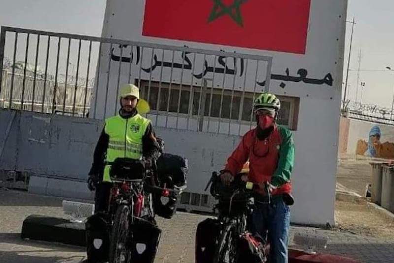 TFT_Morocco's tweet photo. URGENT 🚨

Deux marocains, Abderrahman Sarhani et Driss Fatihi sont portés disparus depuis presque un mois au Burkina Faso. 

Ils sont partis le 19 janvier de la ville de Dakhla et prévoyaient de se rendre à La Mecque afin de faire le Hajj. https://t.co/n7To1ZLJ9j