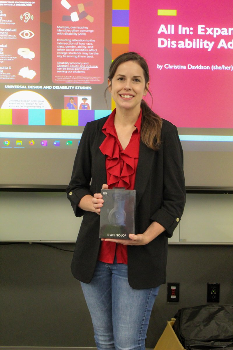 uofldelphi's tweet photo. Congratulations to our first #CardsCreate Showcase grand prize student winner! Check out Christina's amazing work and the other fantastic award winners here: https://t.co/Ql6xucjIGe https://t.co/vSoOnm67AA