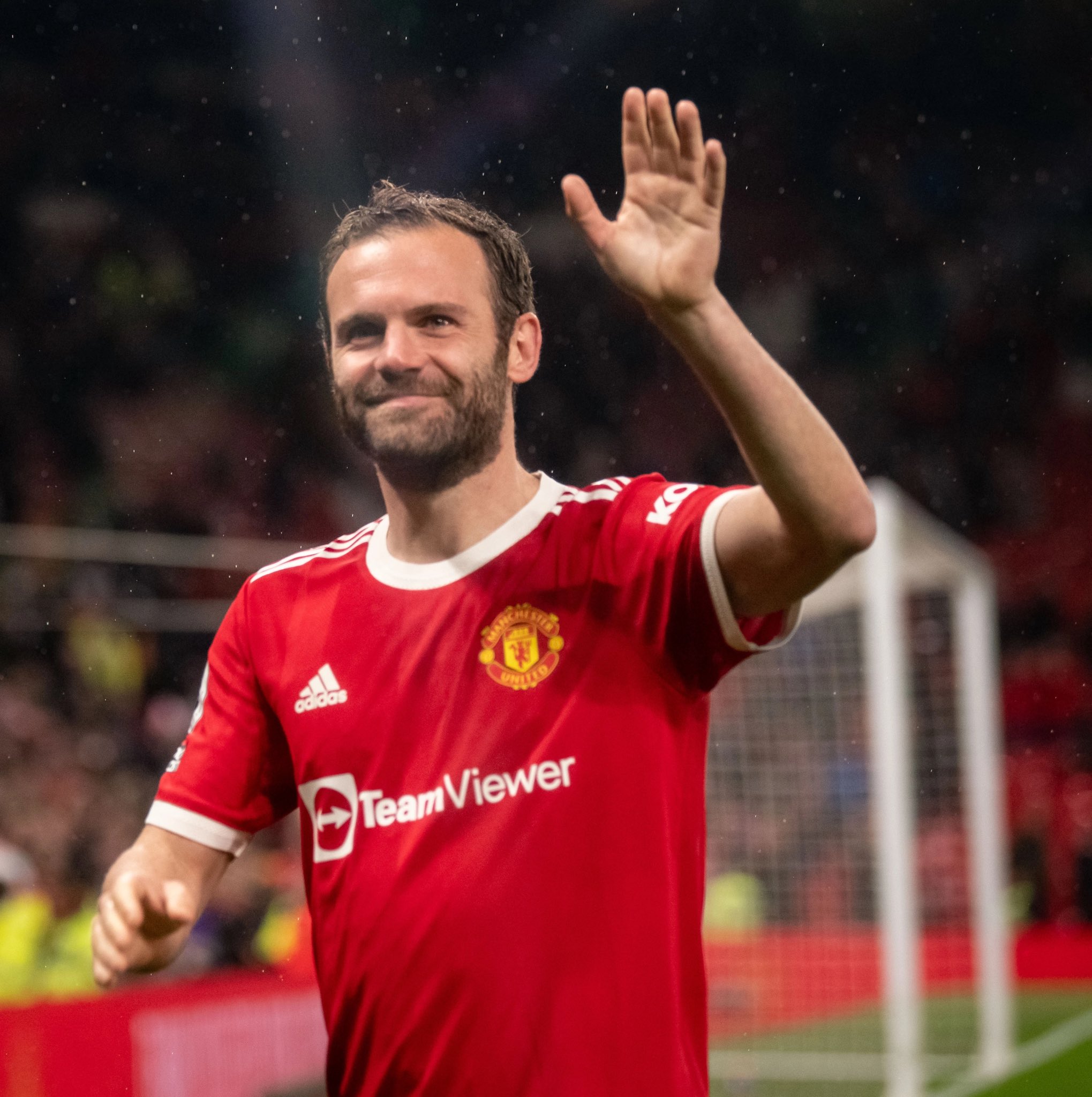 Happy 35th Birthday to one of the nicest men in football Juan Mata ! Love this guy, have a great day boss 