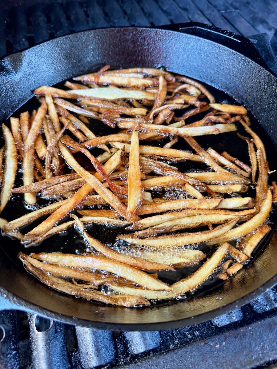 GrillinFool's tweet photo. 👇NEW RECIPE DROP👇
https://t.co/IBlPBXpiRi
FANCY Beef Tallow French Fries. We took our standard tallow fries and added some grated parm, truffle oil and a little garnish.
#BeefTallow #WagyuBeefTallow #TallowFries #BeefTallowFries #FrenchFries https://t.co/0uCsTzoP3g