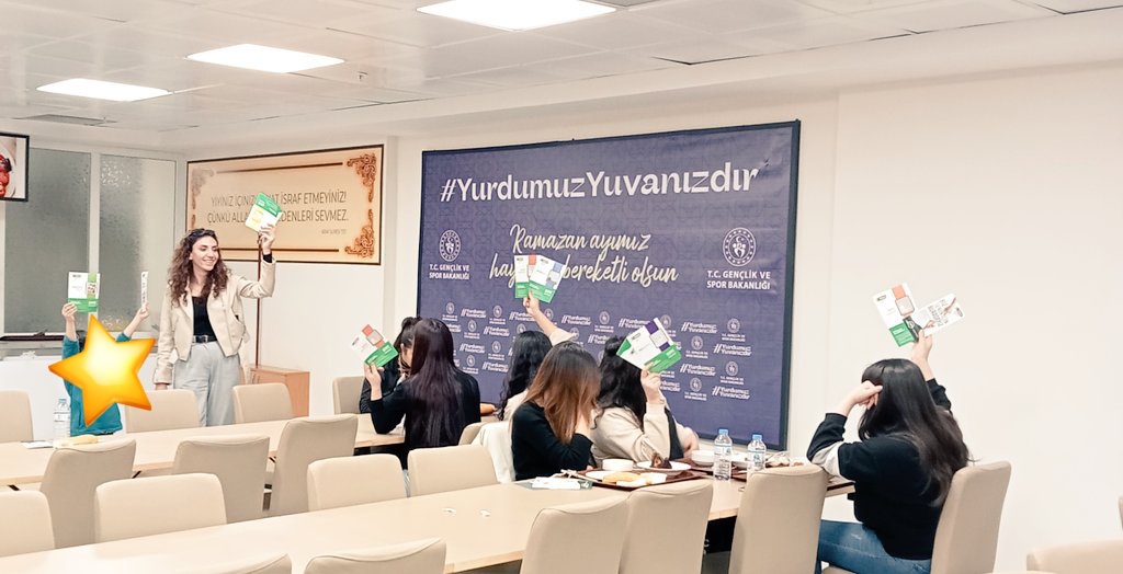 HakkariKYGM's tweet photo. Yurt Psikoloğumuz Rojbin Demirel'in "Bağımlılık ile Mücadele Eğitimi" kapsamında yaptığı bilgilendirmenin ardından MiNik🦋 gönüllümüz ile yurt öğrencilerimize bilgilendirme broşürleri dağıtıldı.
📍 Hakkari Yurt Müdürlüğü 
📍 Hakkari Afife Yurt Müdürlüğü
@kasapoglu
@gencliksporbak https://t.co/55b8iLETV6