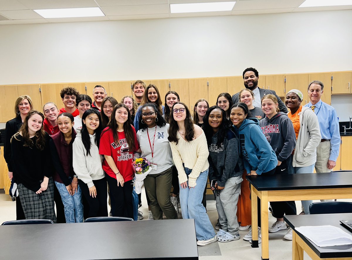 Congratulations to Krystal Butler (Northern High School) for representing <a href="/calvertnet/">Calvertnet</a> and being the 2023 Washington Post Teacher of the Year Finalist‼️
The Washington Post Teacher of the Year Award has always been to recognize preeminence in teaching, to encourage creativity and