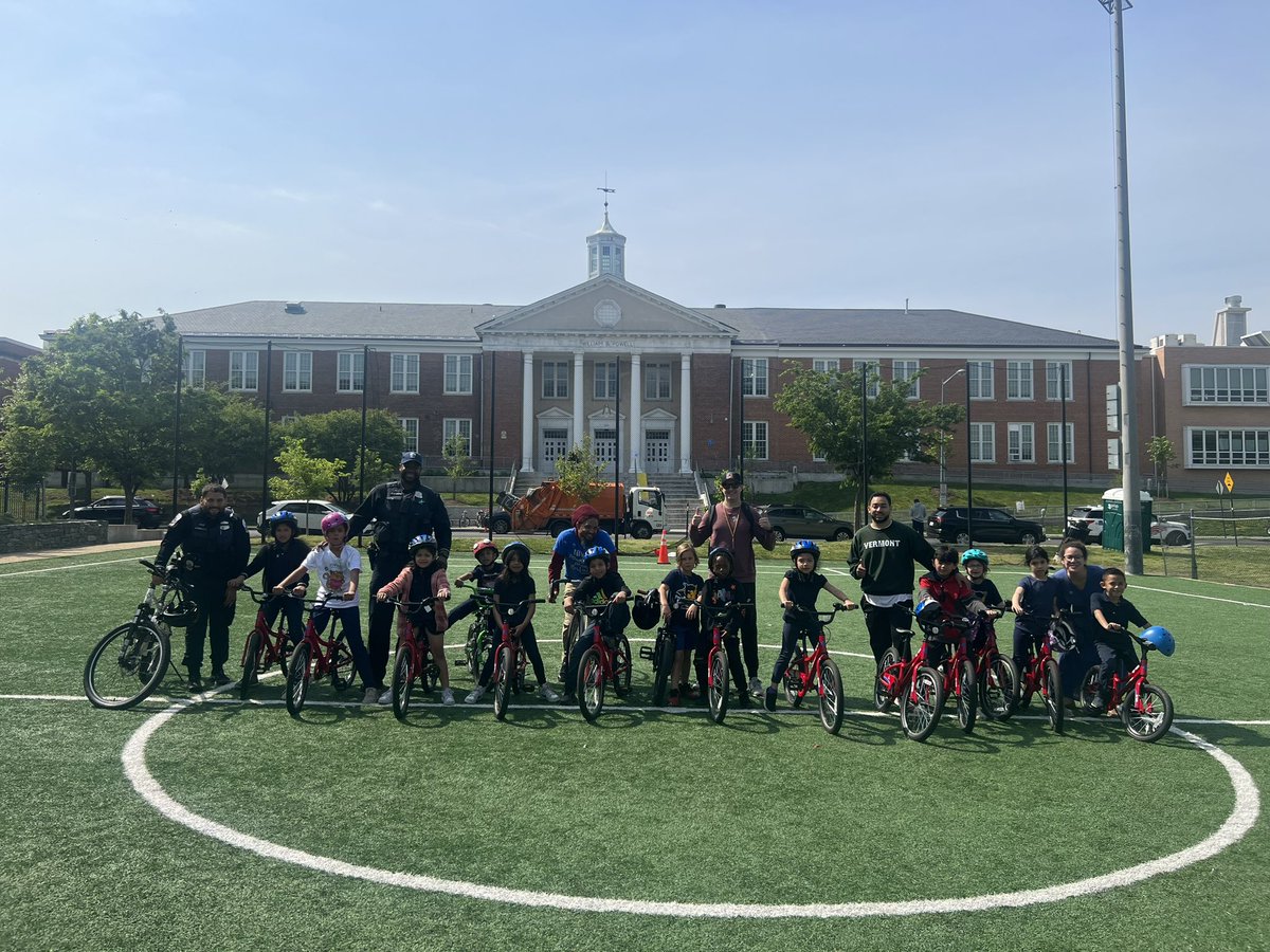 Great 2nd round of Bike Trips Yesterday!  <a href="/Powellelem/">Powell ES-DCPS</a> Looking forward to next weeks trips. Thanks for riding with us! <a href="/raquelmaya/">Raquel M. Carson</a> <a href="/DCPoliceDept/">DC Police Department</a>